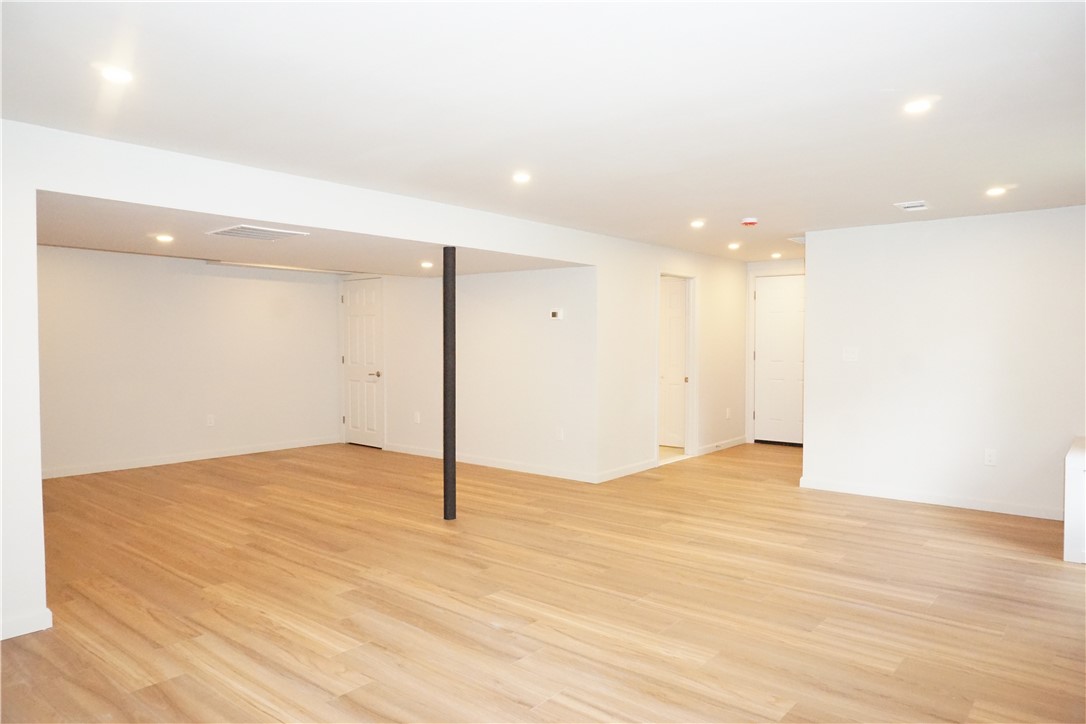 178 Highland Street Cranston, RI 02920 - Photo 28 of 34