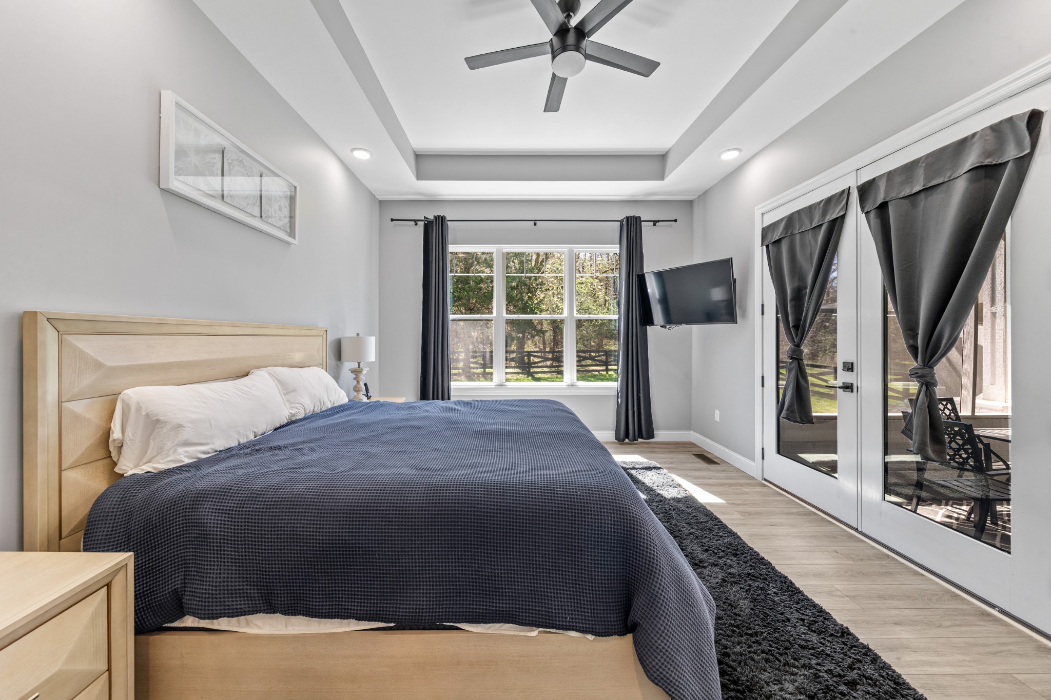 4770 Delina Road Cornersville, TN 37047 - Photo 20 of 71 a bedroom with a large bed and a window