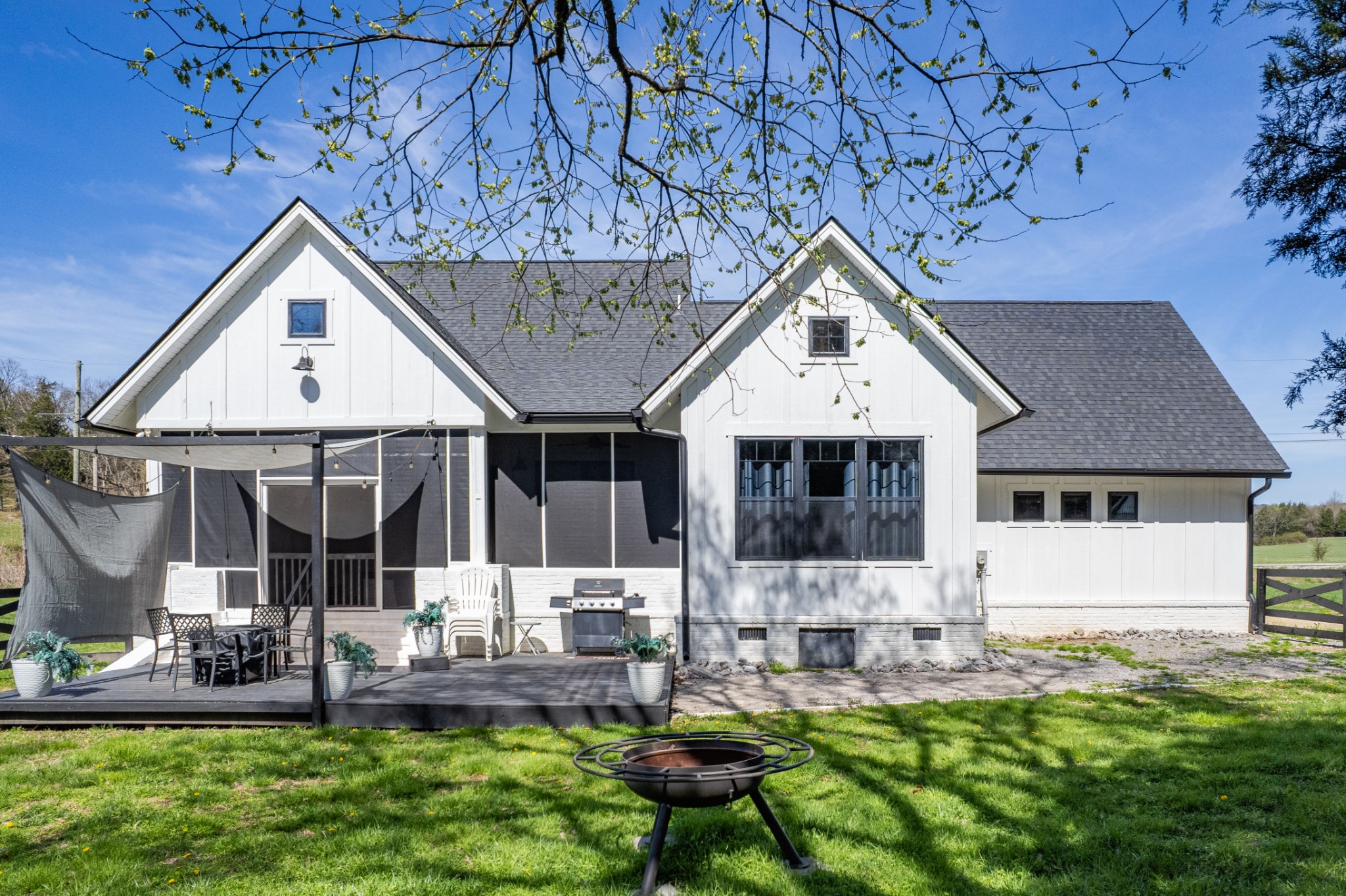 4770 Delina Road Cornersville, TN 37047 - Photo 5 of 71 a front view of house with yard and outdoor seating