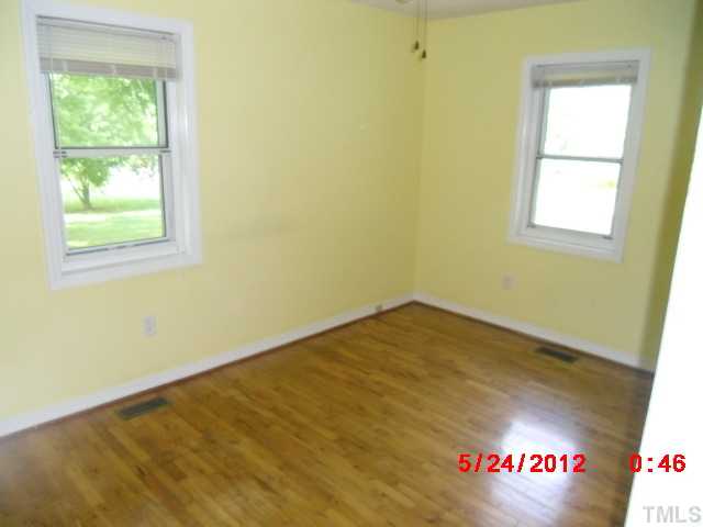 756 Cheves Road Zebulon, NC 27597 - Photo 10 of 12 Gallery Image 10