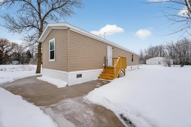 $199,900 | 153 2nd Street Southwest, Henriette, MN 55036