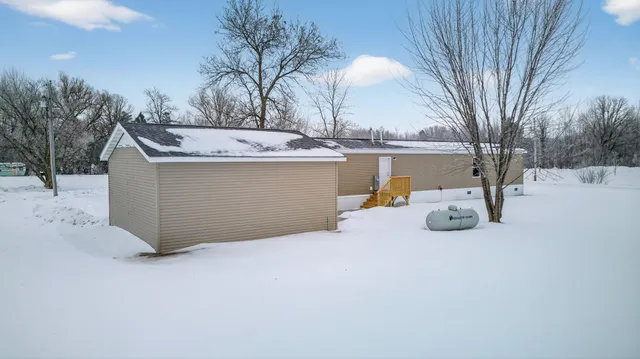 $199,900 | 153 2nd Street Southwest, Henriette, MN 55036