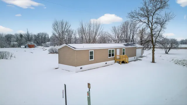 $199,900 | 153 2nd Street Southwest, Henriette, MN 55036