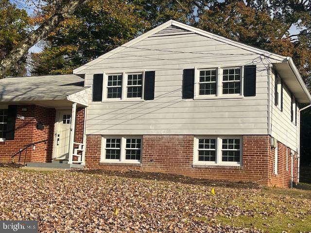 5311 Juxon Place Springfield, VA 22151 - Photo 2 of 47