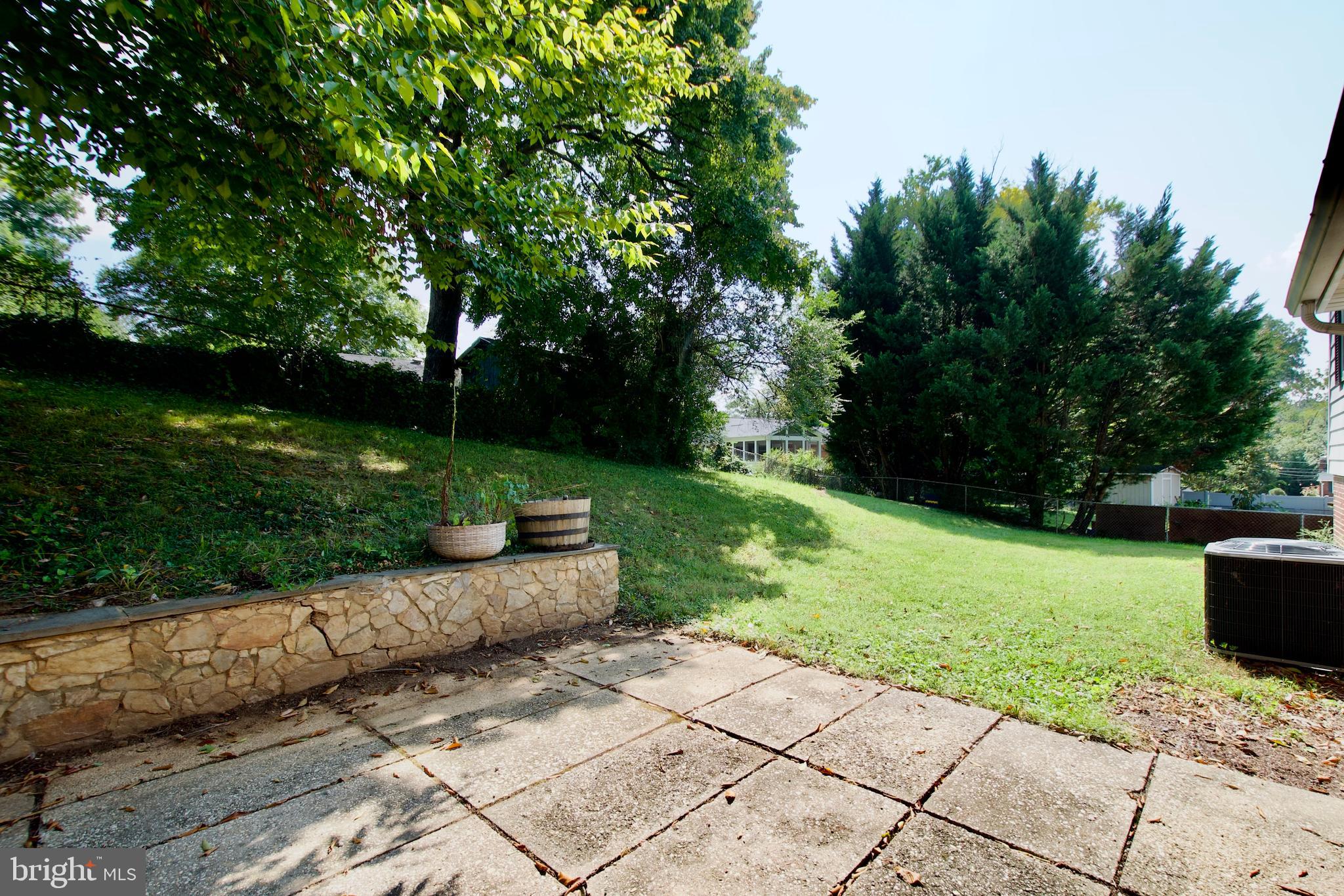 5311 Juxon Place Springfield, VA 22151 - Photo 33 of 47