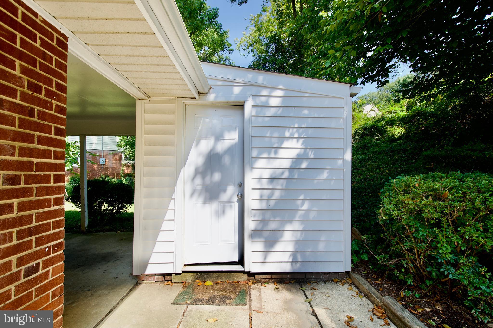 5311 Juxon Place Springfield, VA 22151 - Photo 35 of 47