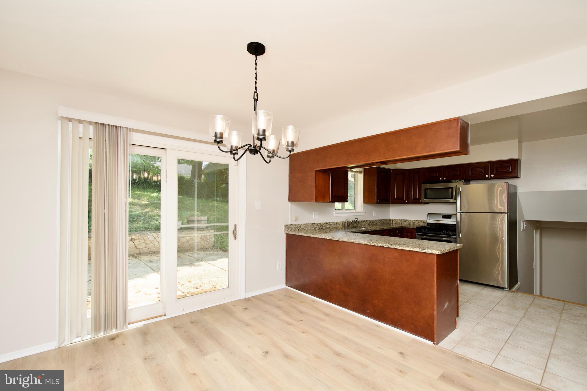 5311 Juxon Place Springfield, VA 22151 - Photo 6 of 47