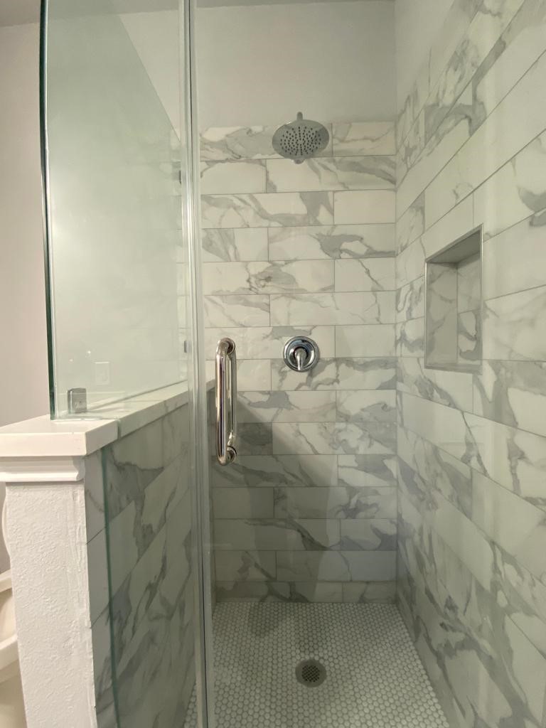 7655 Ameswood Road Houston, TX 77095 - Photo 17 of 23 Bathroom With Shower