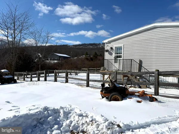 $238,244 | 29 Cooper Mountain View Drive, Augusta, WV 26704