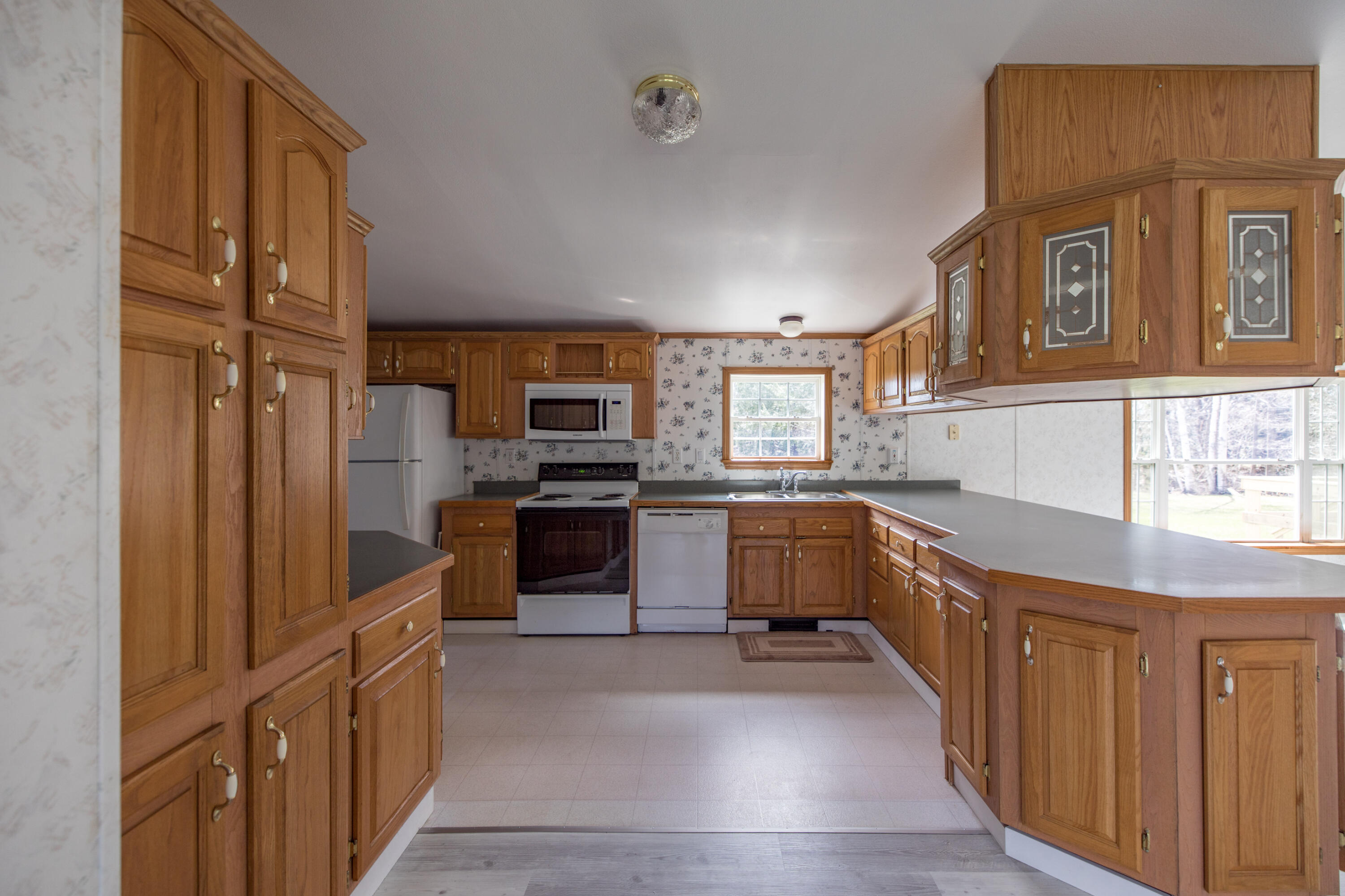 386 South Witham Road Auburn, ME 04210 - Photo 29 of 49 6I3A4972