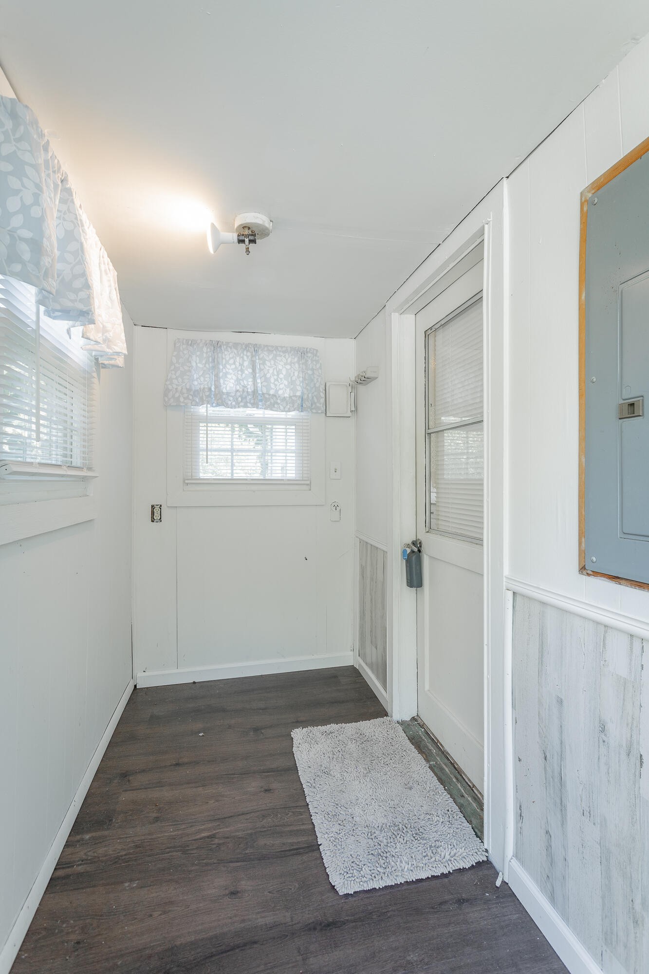4505 Delashmitt Road Hixson, TN 37343 - Photo 8 of 46