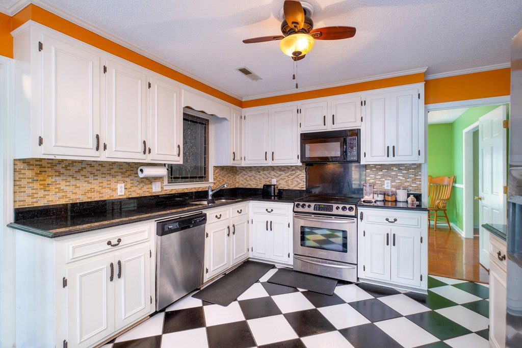 504 Wilson Hall Road Sumter, SC 29150 - Photo 17 of 40 Gallery Image 17
