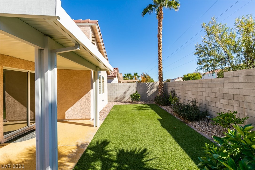 2105 Hidden Ranch Terrace Henderson, NV 89052 - Photo 40 of 43