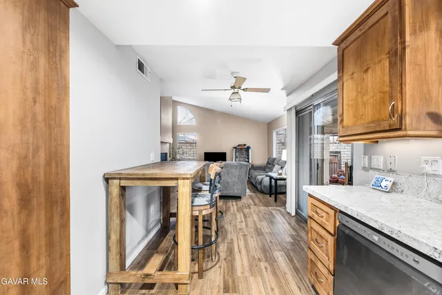 $479,900 | 37523 Wesley Court, Palmdale, CA 93552