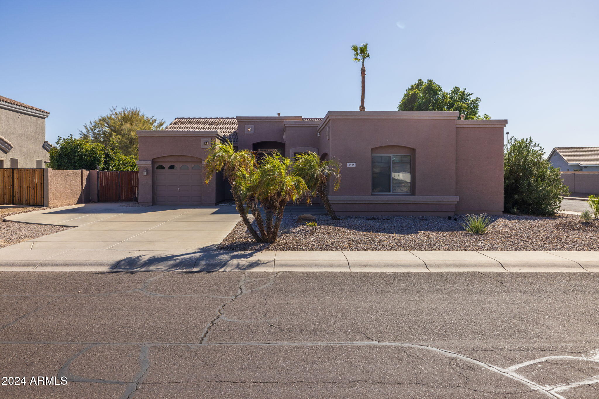 3355 East Los Altos Road Gilbert, AZ 85297 - Photo 3 of 34 3-web-or-mls-3355 E Los Altos Rd, Gilber