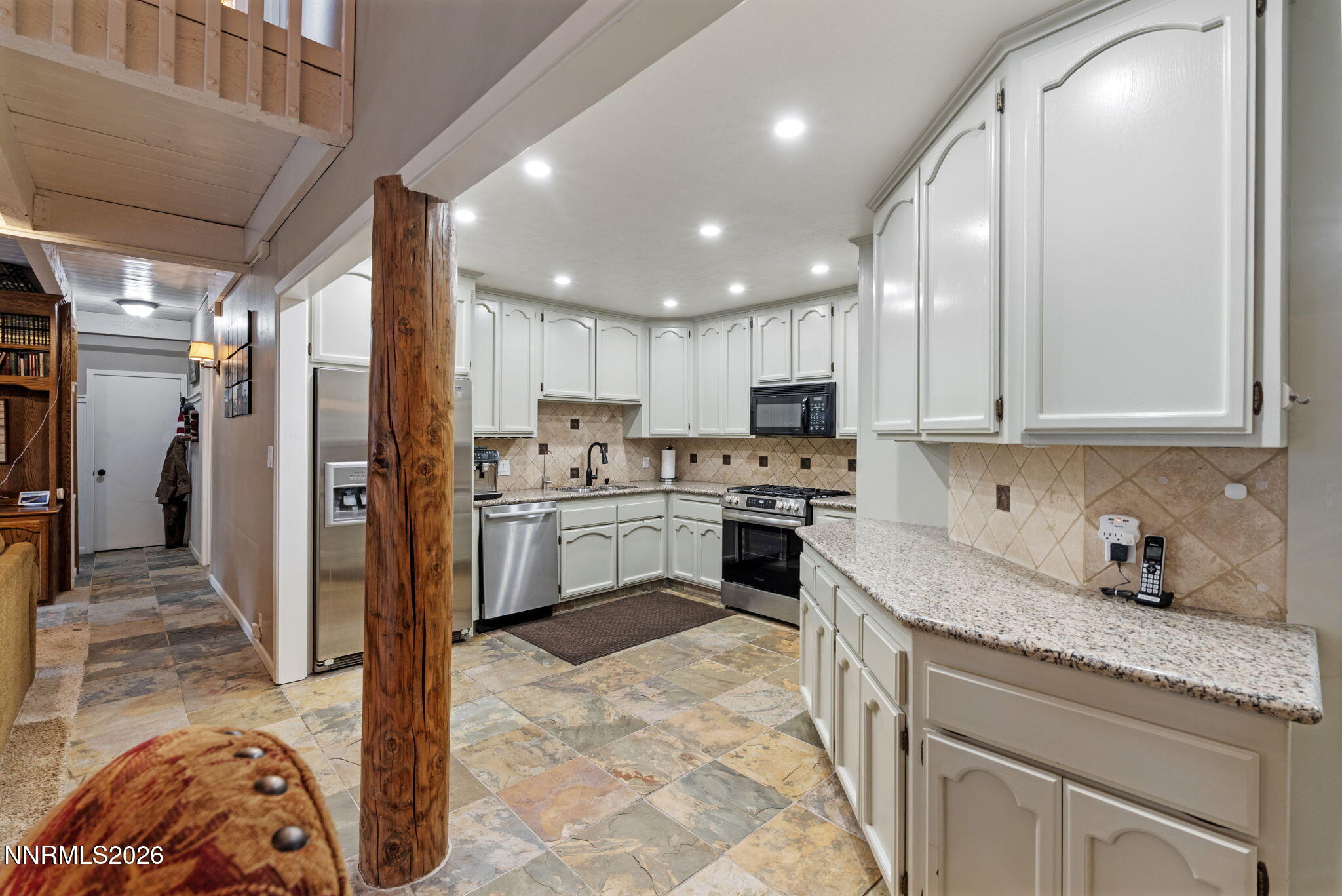 26 Cascade Court Stateline, NV 89449 - Photo 5 of 41 8-web-or-mls-DSC07277