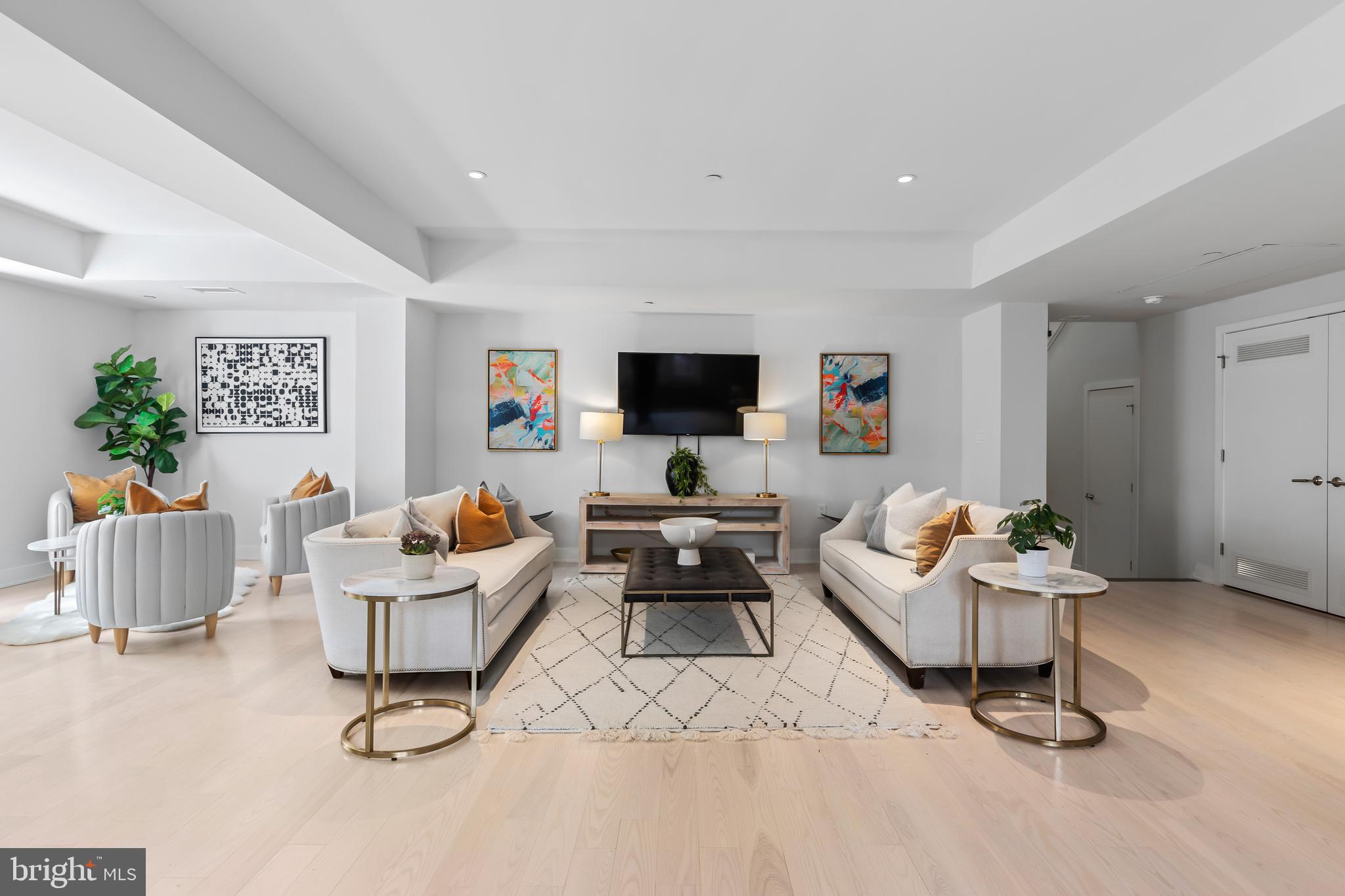 2709 N St NW Unit 103  