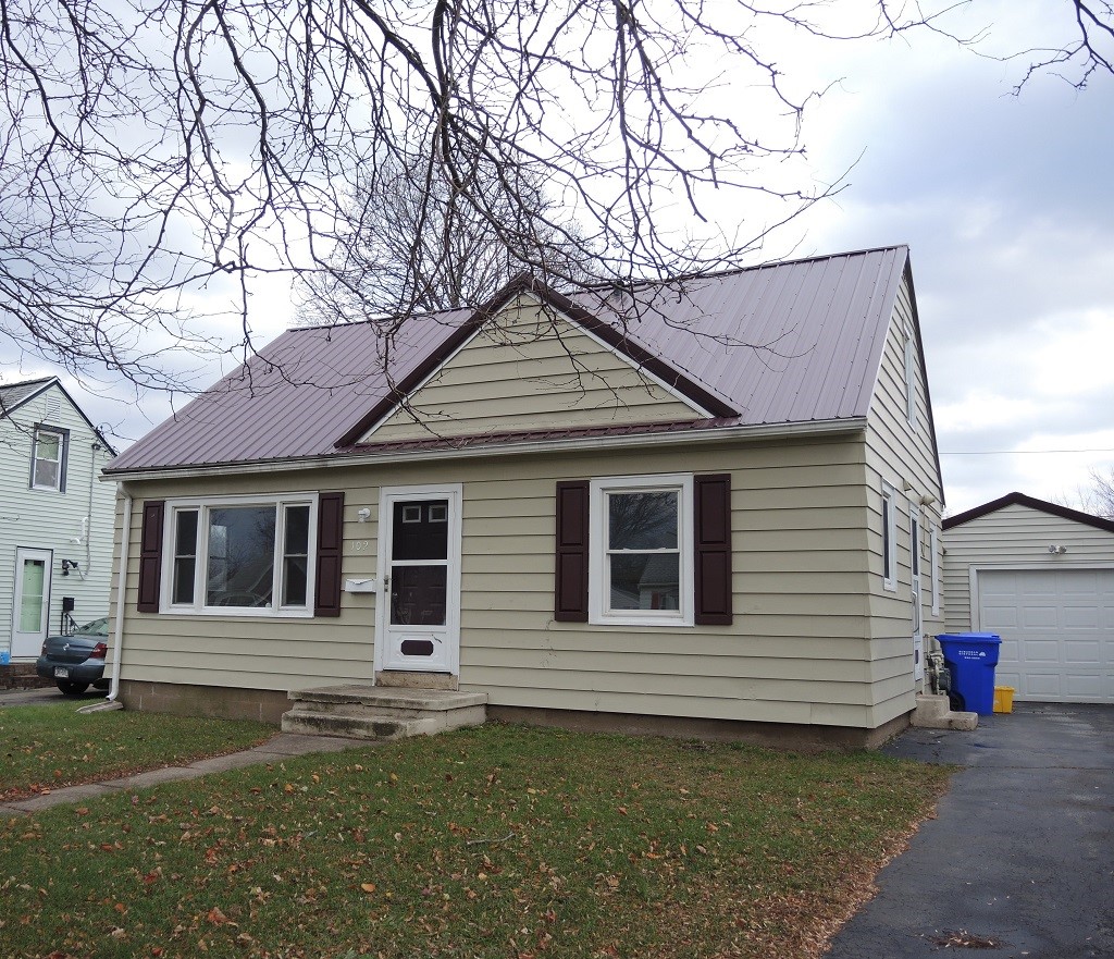 102 Alcott Road Greece, NY 14626 - Photo 1 of 1 Welcome to
102 Alcott Rd