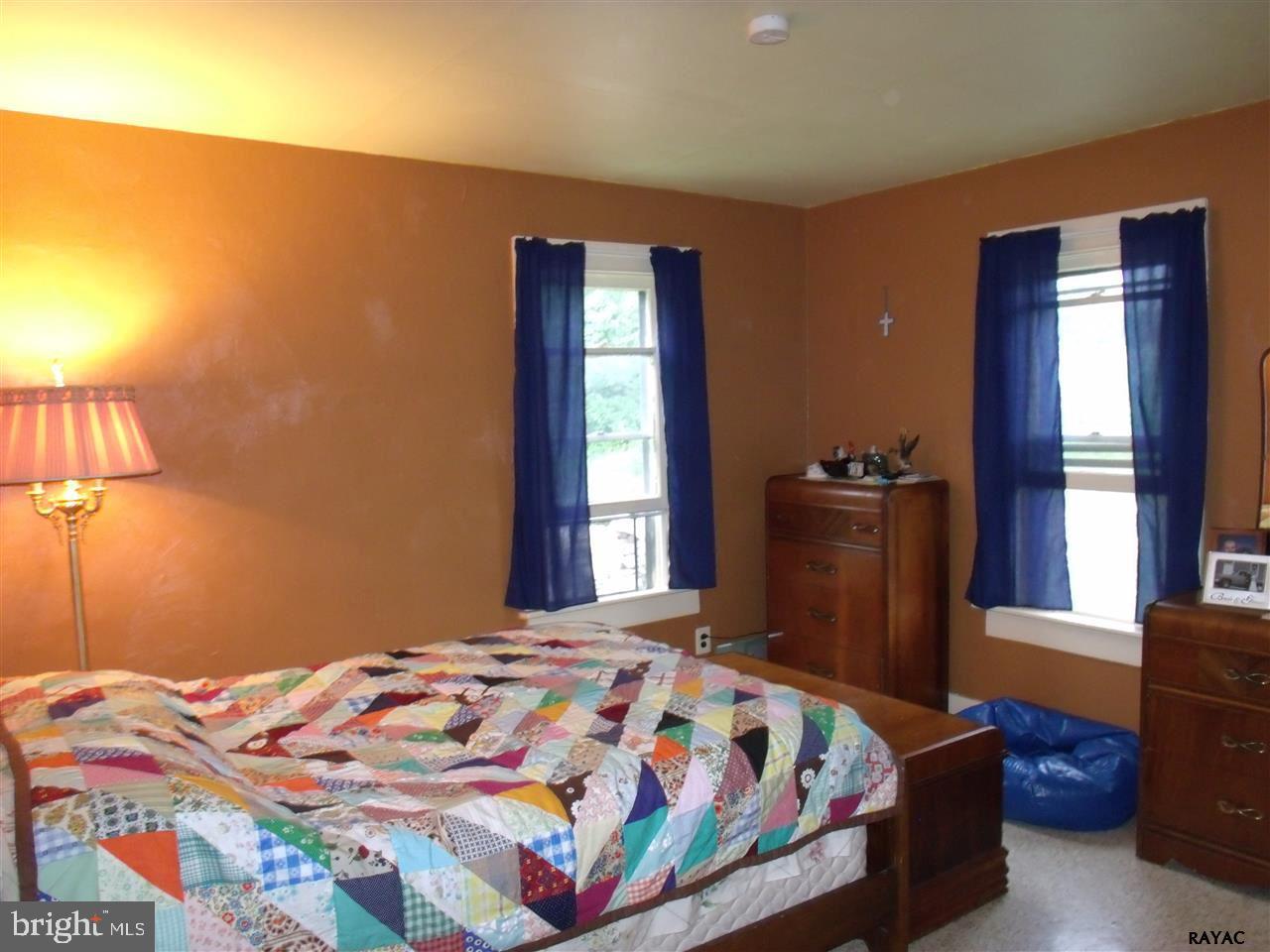 796 Mill Road Spring Grove, PA 17362 - Photo 13 of 20