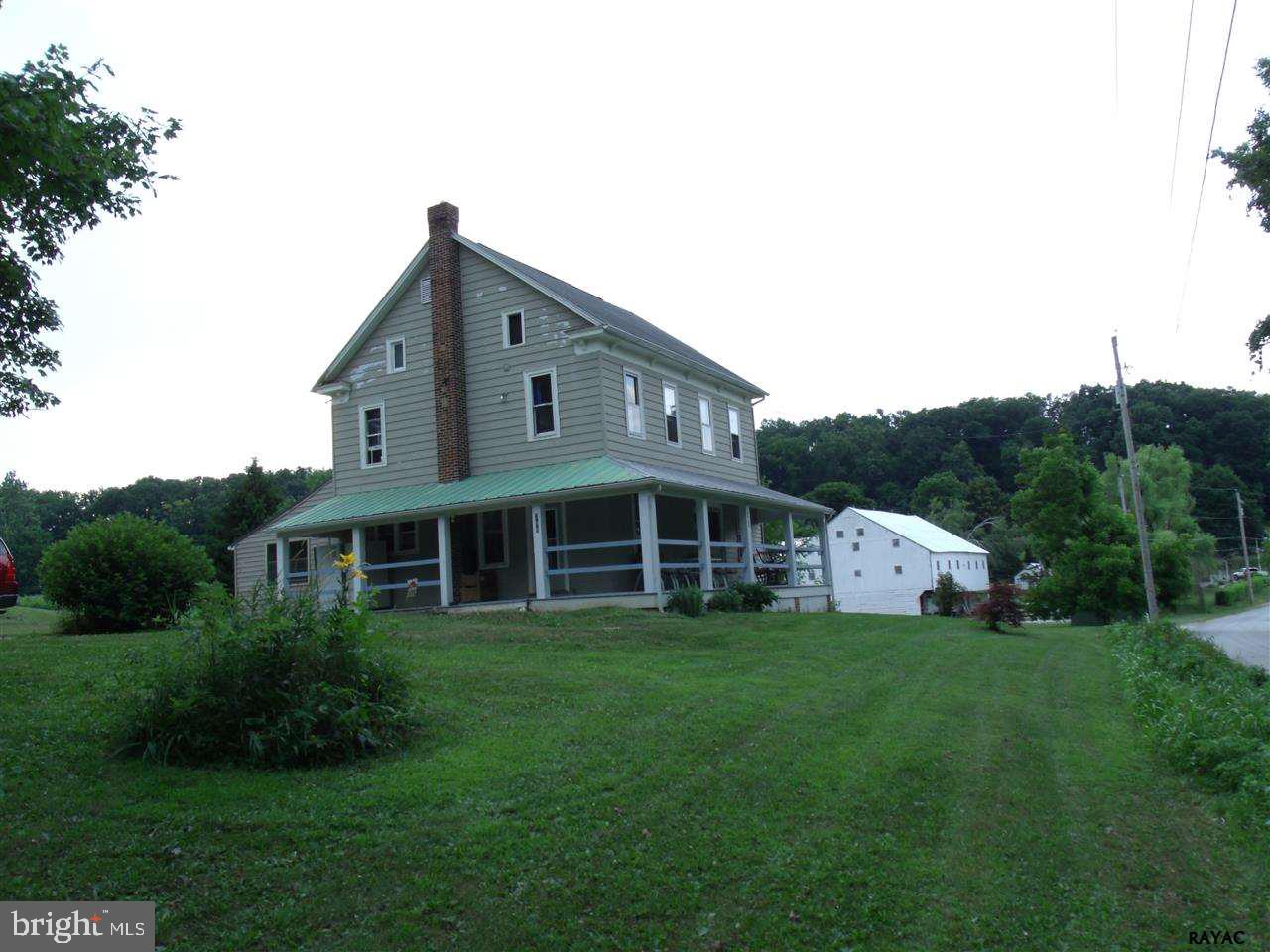 796 Mill Road Spring Grove, PA 17362 - Photo 3 of 20