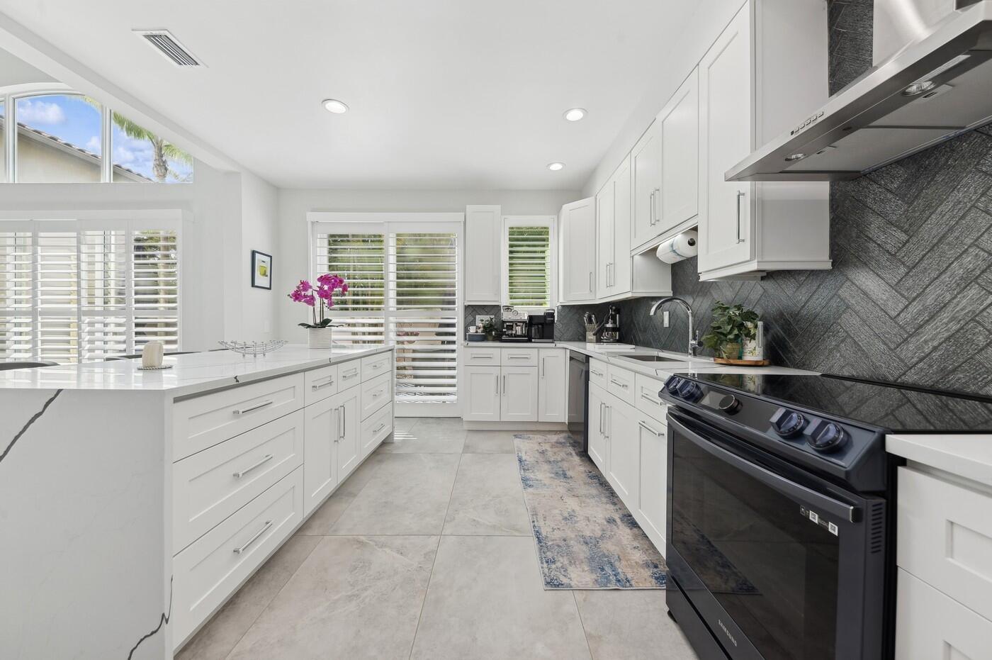 2558 Northwest 52nd Street Boca Raton, FL 33496 - Photo 12 of 27 Kitchen