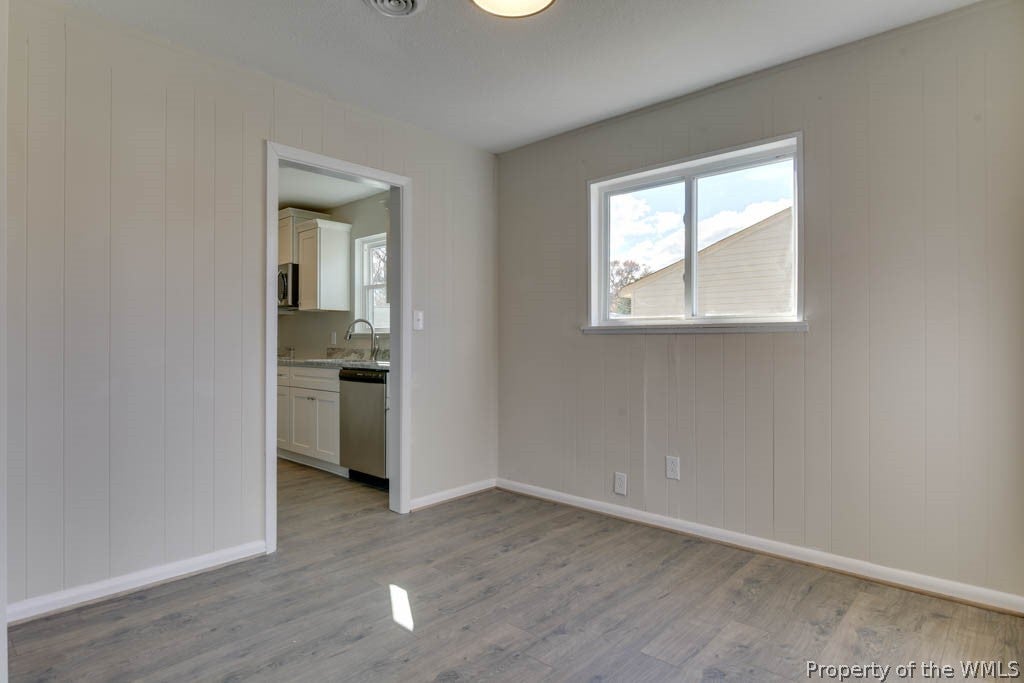 305 Joynes Road Hampton, VA 23666 - Photo 10 of 32 Gallery Image 10