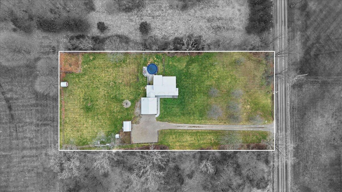 20495 Arrington Road Utica, OH 43080 - Photo 47 of 53 04-DJI_20260310093324_0311_D
