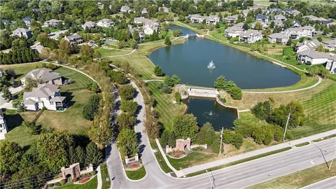$995,000 | 11510 West 157th Terrace, Overland Park, KS 66221
