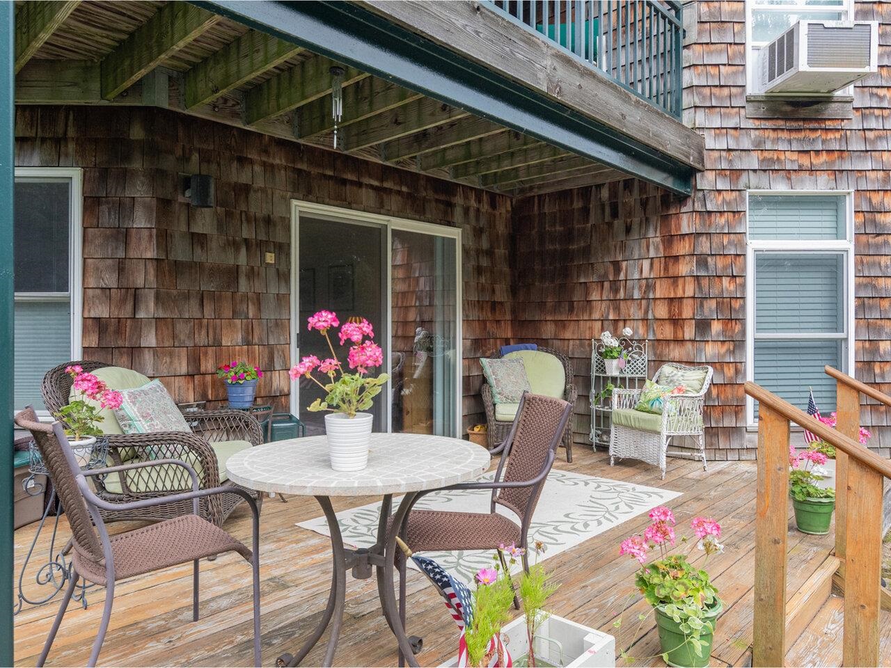 9 Claire Point Road Burlington, VT 05408 - Photo 24 of 46 Gallery Image 24