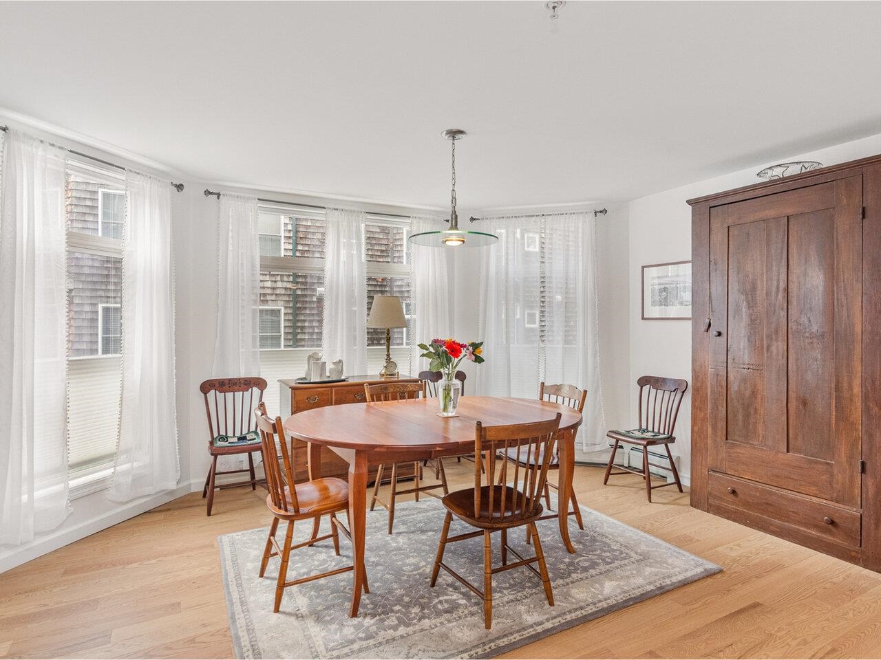 9 Claire Point Road Burlington, VT 05408 - Photo 4 of 46 Gallery Image 4