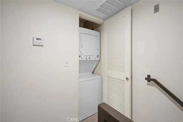 $3,000 | 3105 Montrose Avenue, Unit 4, La Crescenta, CA 91214