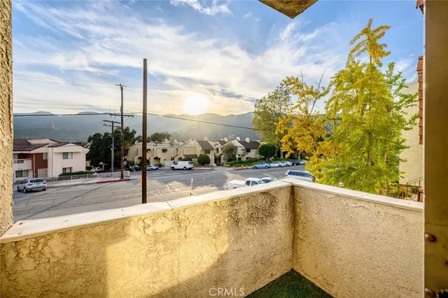 $3,000 | 3105 Montrose Avenue, Unit 4, La Crescenta, CA 91214