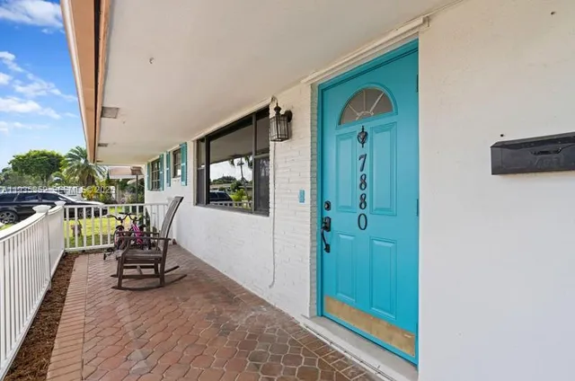 $2,950 | 7880 Northwest 11th Street, Pembroke Pines, FL 33024