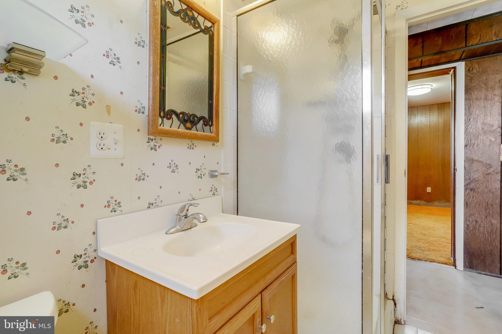 6101 Craft Road Alexandria, VA 22310 - Photo 26 of 29