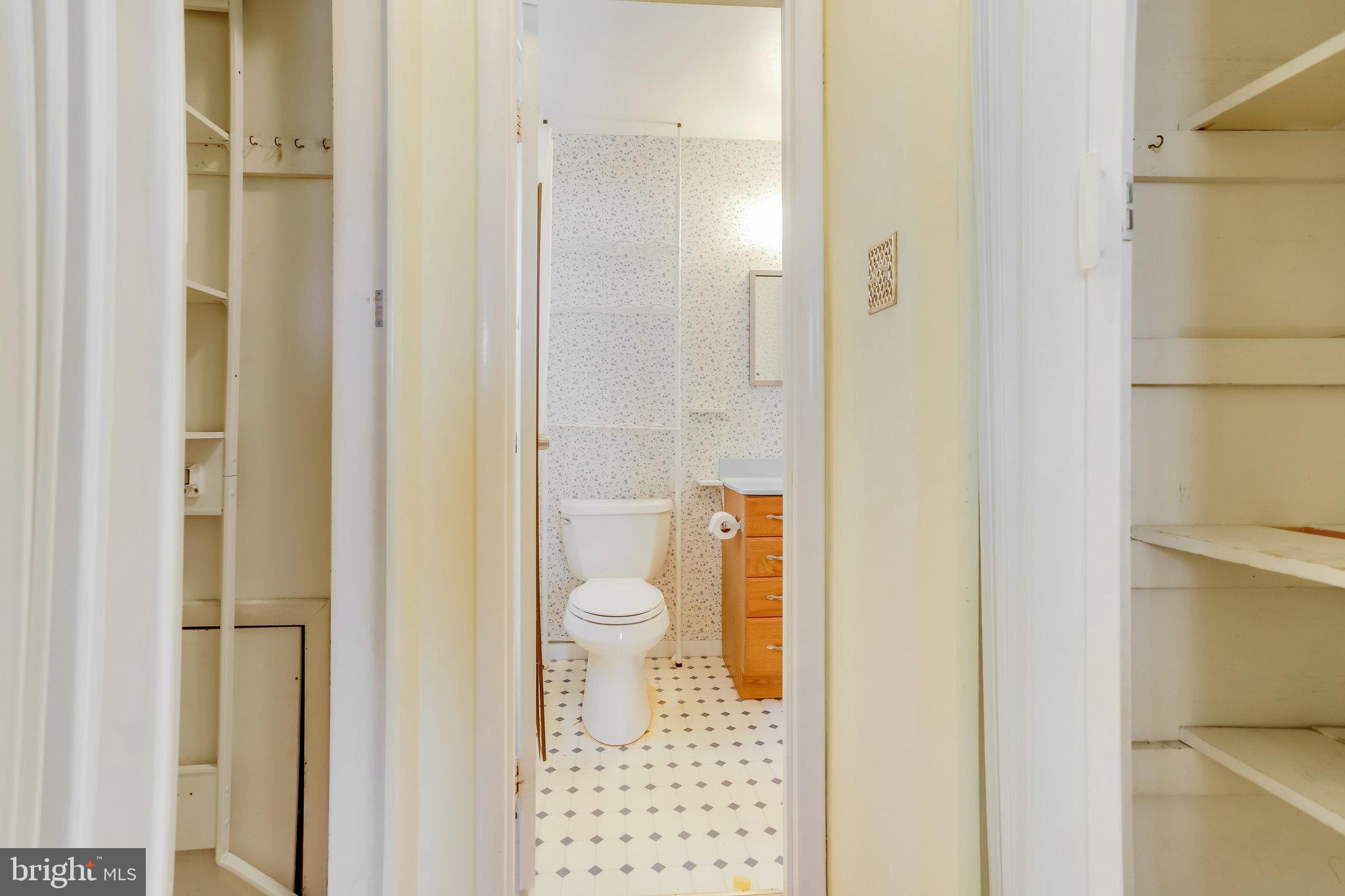 6101 Craft Road Alexandria, VA 22310 - Photo 7 of 29