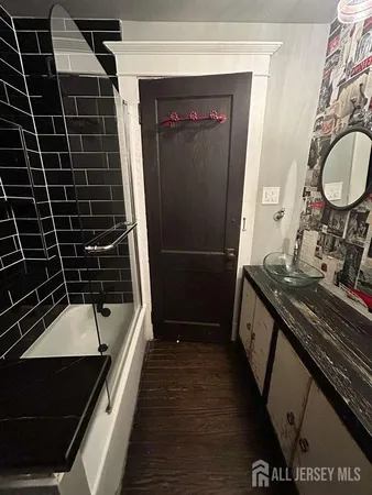 $3,750 | 272 Lake Avenue, Metuchen, NJ 08840