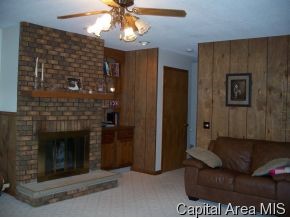 2002 Kaskaskia Drive Springfield, IL 62702 - Photo 9 of 9