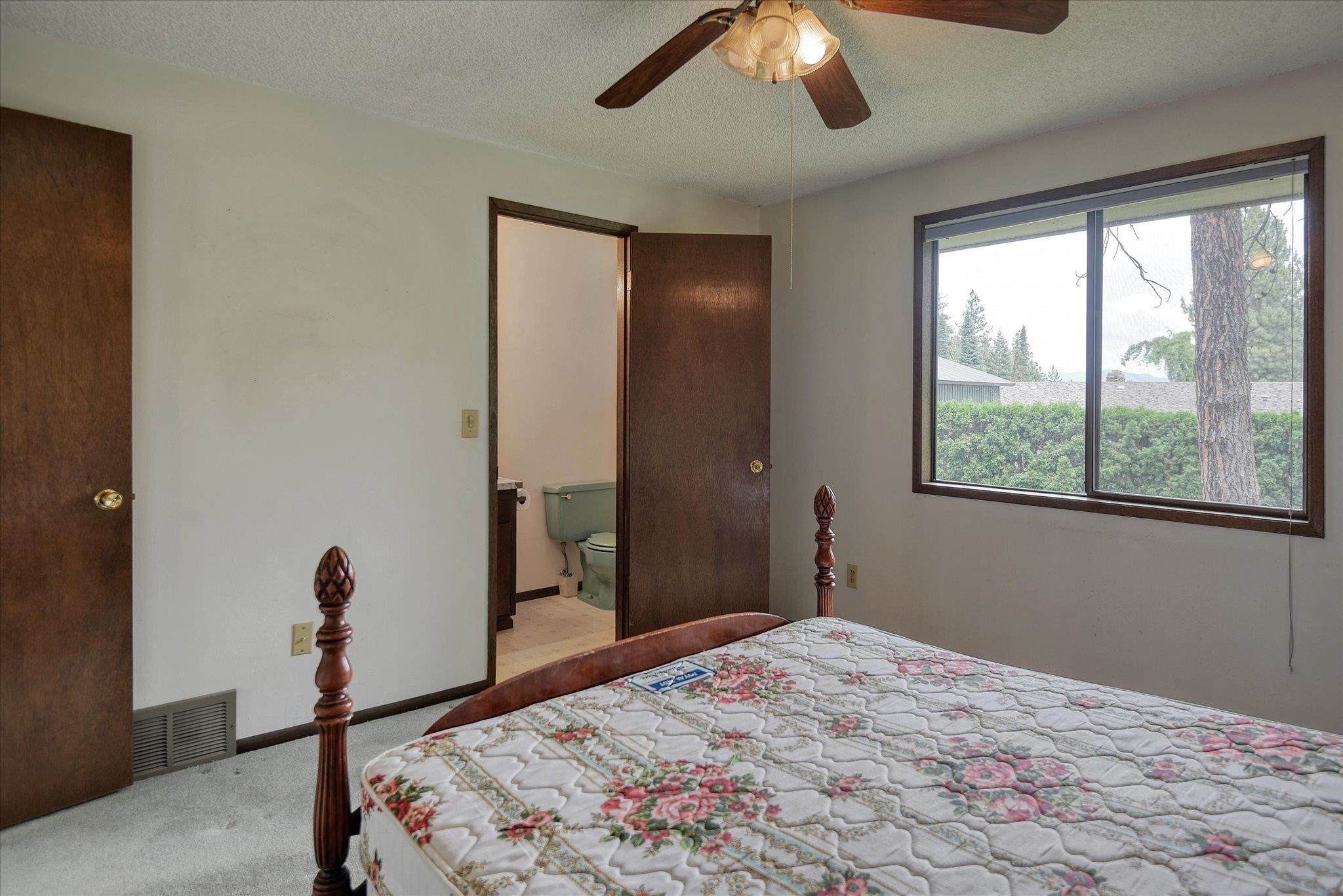 14804 Gleneden Spokane, WA 99208 - Photo 15 of 35