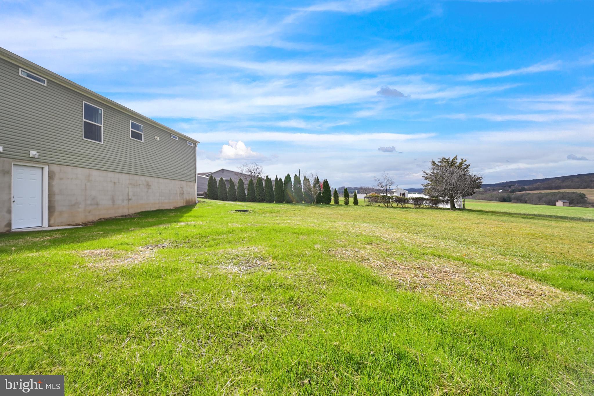 1366 Kbs Road Spring Grove, PA 17362 - Photo 5 of 41