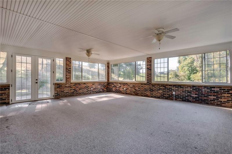 931 Linden Road Eighty Four, PA 15330 - Photo 5 of 22