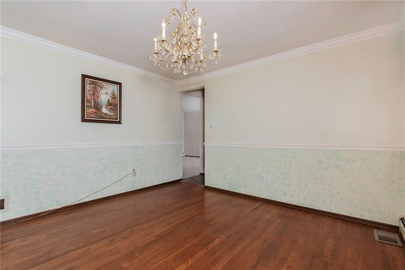 931 Linden Road Eighty Four, PA 15330 - Photo 8 of 22