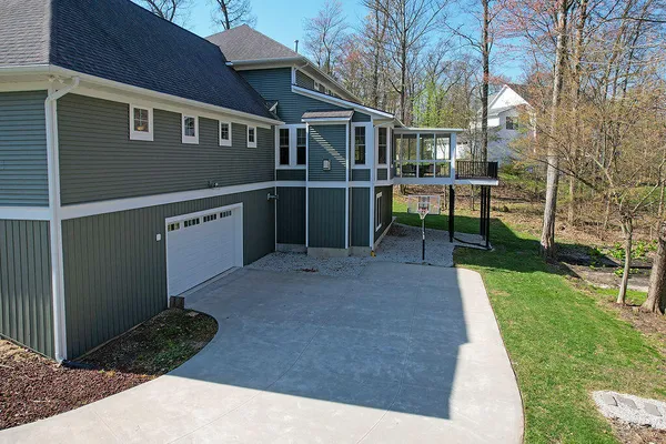 $1,150,000 | 7117 Anchorage Court, Caledonia, MI 49316