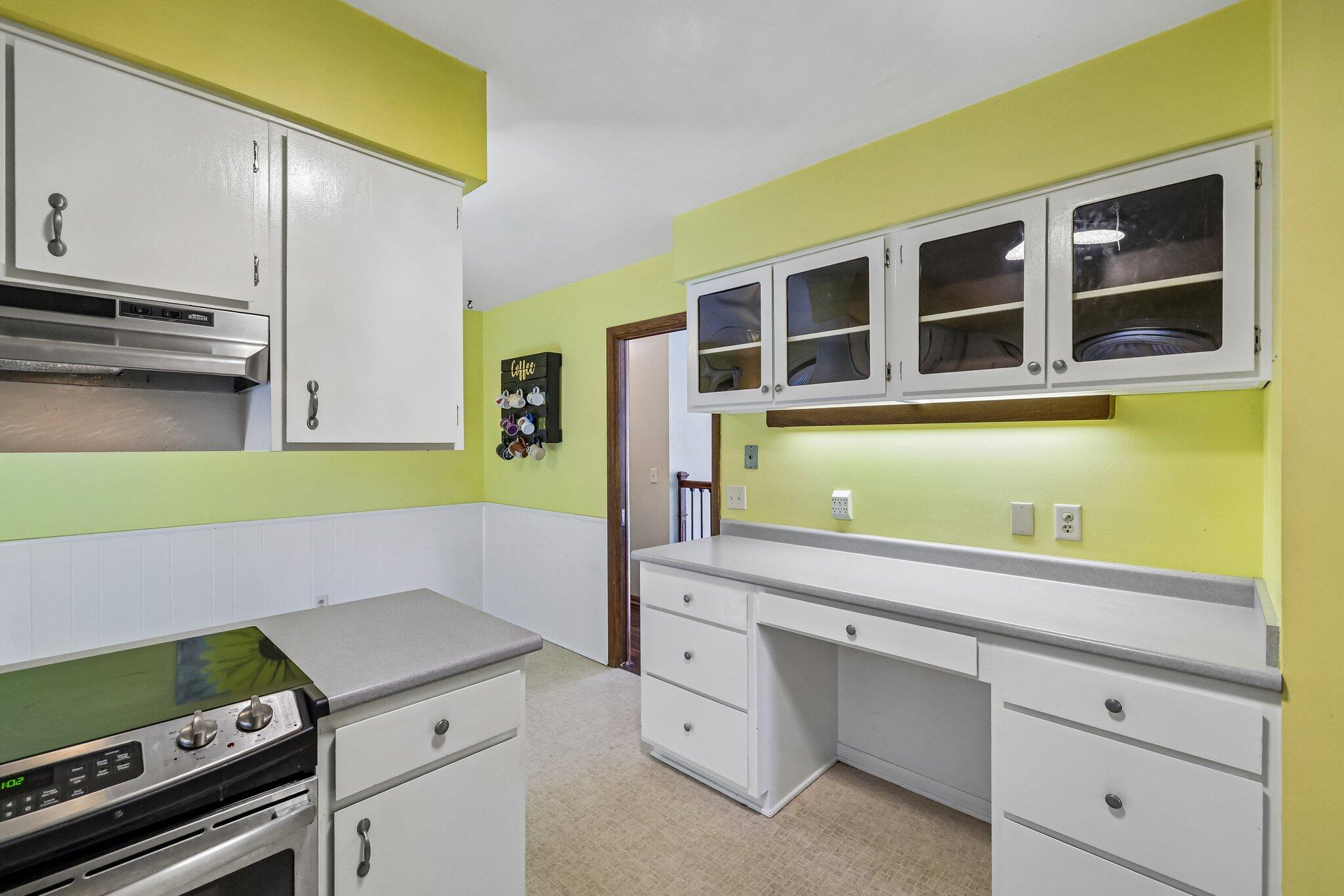724 Cloute Street Fort Atkinson, WI 53538 - Photo 12 of 43 10