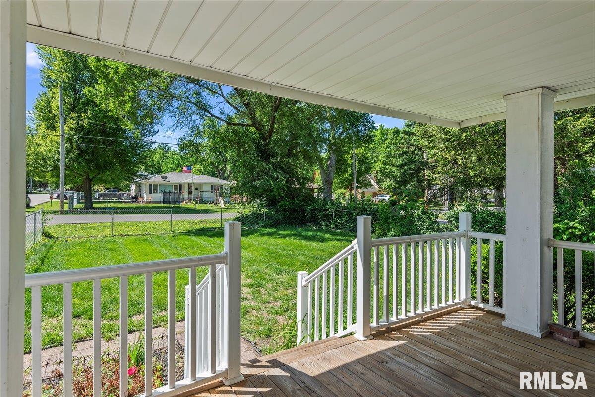 1101 West Maple Avenue South Springfield, IL 62704 - Photo 4 of 44