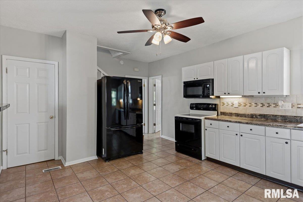1101 West Maple Avenue South Springfield, IL 62704 - Photo 6 of 44