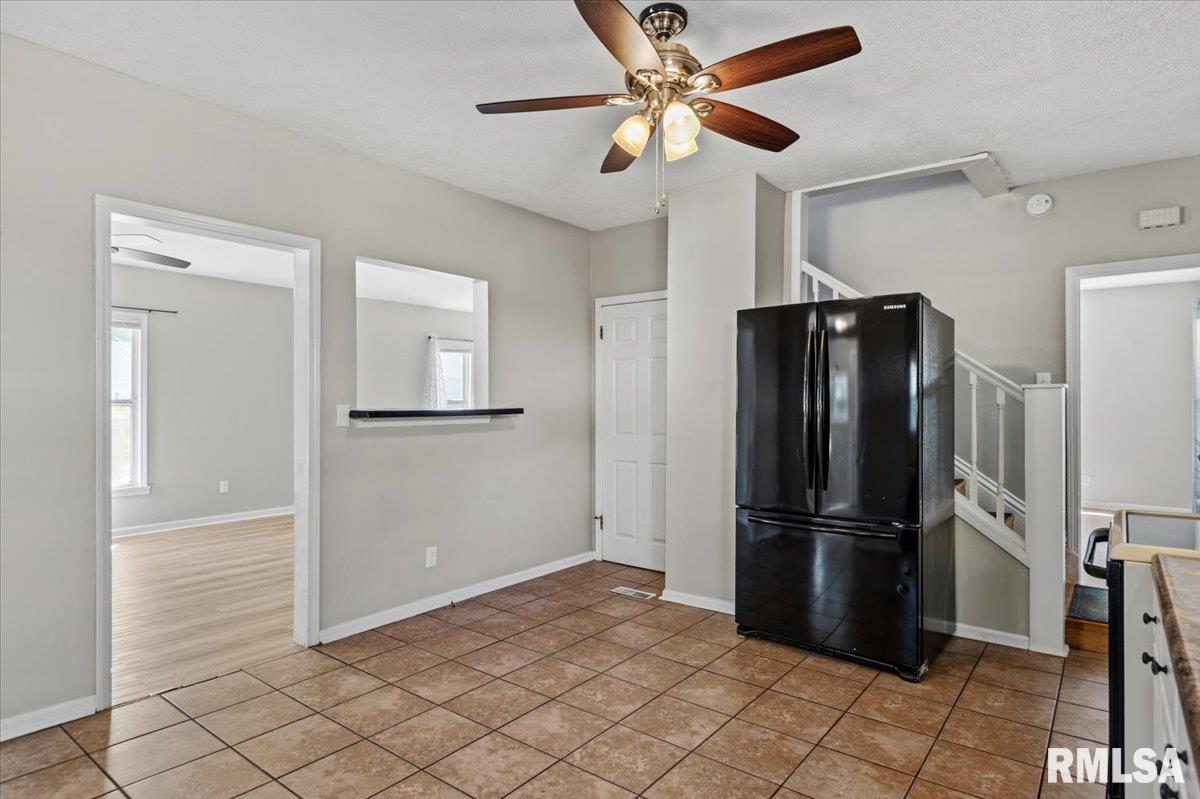 1101 West Maple Avenue South Springfield, IL 62704 - Photo 10 of 44