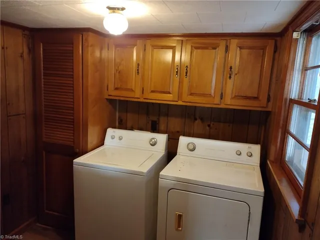 $179,900 | 132 Hamby Road, Dobson, NC 27017