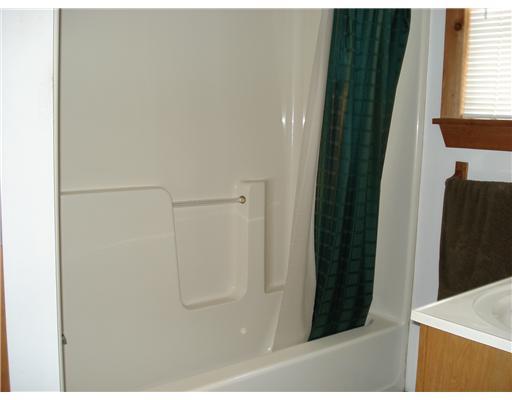 102 Renfrew Road Renfrew, PA 16053 - Photo 6 of 11 Other. bathroom