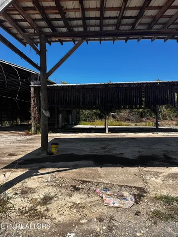 $210,000 | 3650 Back Valley Road, Speedwell, TN 37870