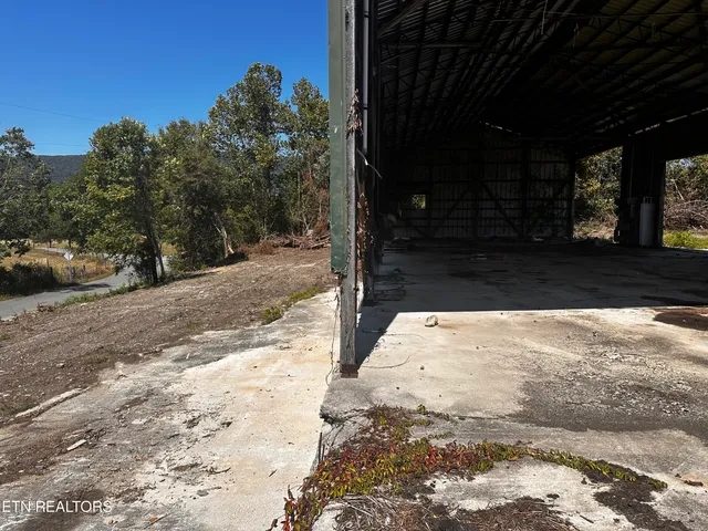 $210,000 | 3650 Back Valley Road, Speedwell, TN 37870